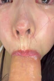 OnlyFans : Yuahentai Petite Japanese Chick Gets Fucked By A Big White Cock